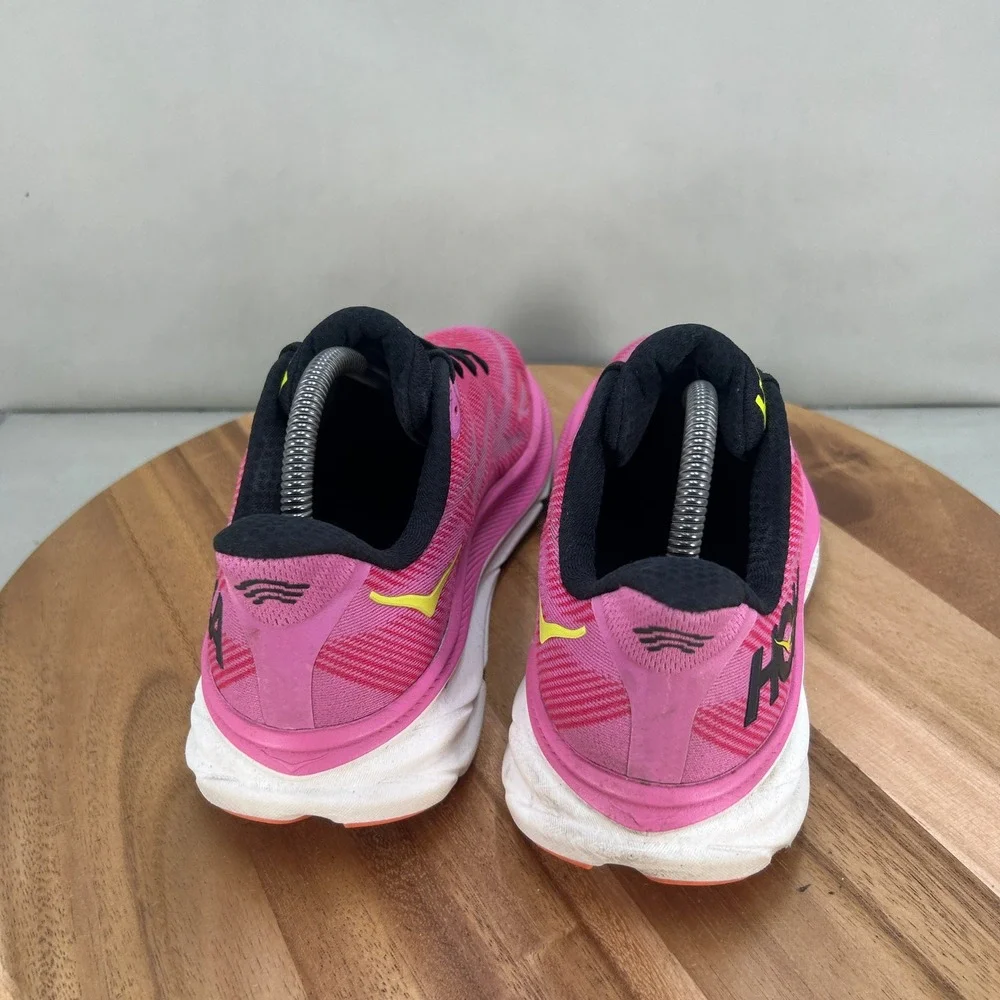 Hoka Clifton 9 Womens Running Shoes Pink Black Road Runner Size 9.5 B Cushioned